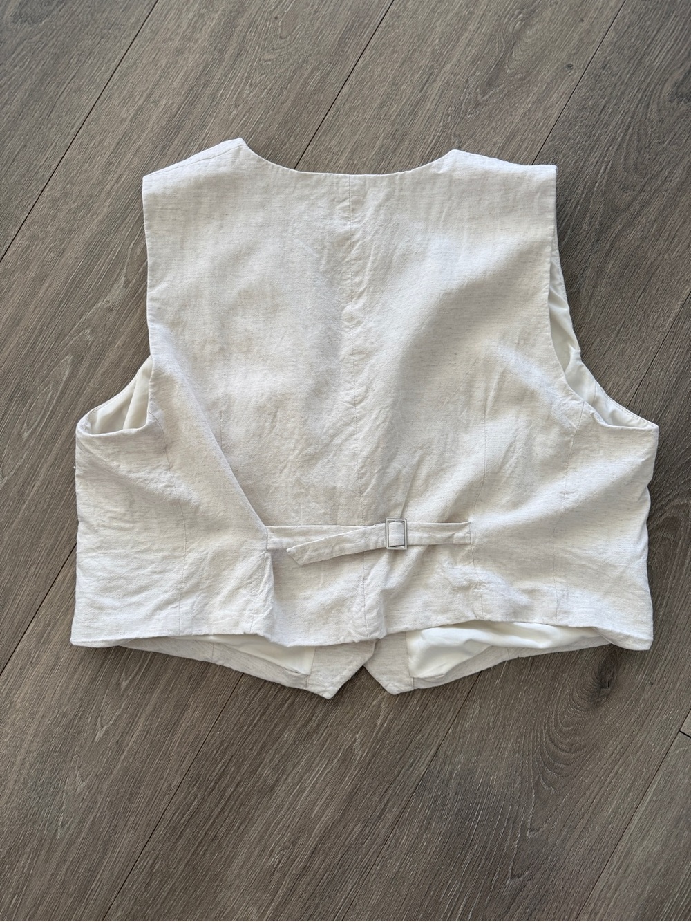 H&M Cream Linen-Blend V-Neck Button Vest - Picture 2 of 4